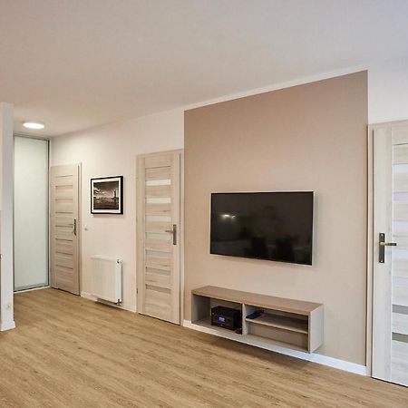 Apartament Baltic Port 55Qm, 3 Pokoje Zimmer, Parking Swinoujscie Exterior photo